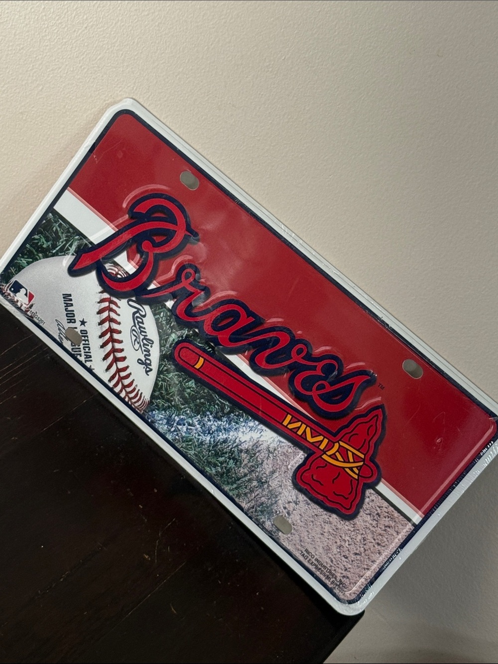 Rawlings Braves Wall Plate in Red and Navy